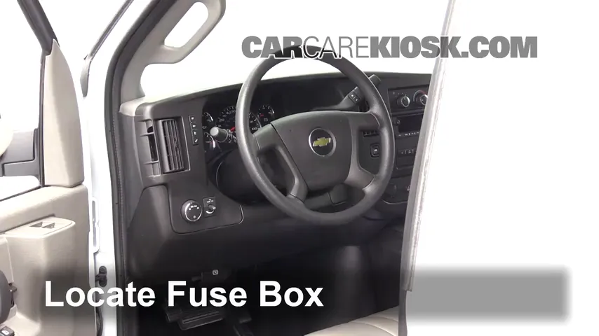 2017 Chevrolet Express 2500 4.8L V8 FlexFuel Extended Cargo Van Fusible (interior) Cambio